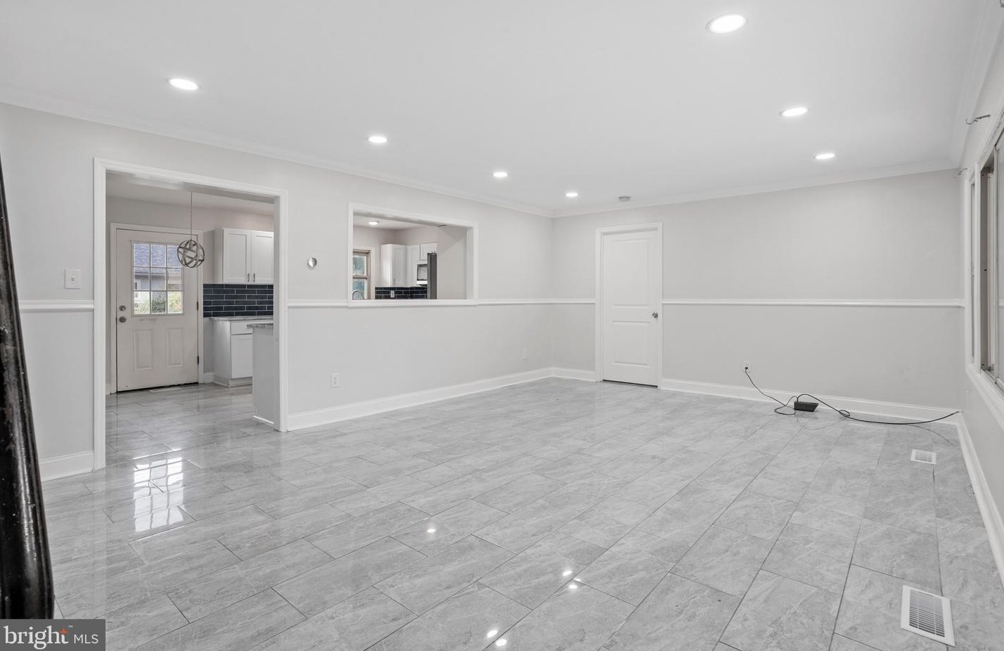 47 General Ln, Willingboro, NJ 08046