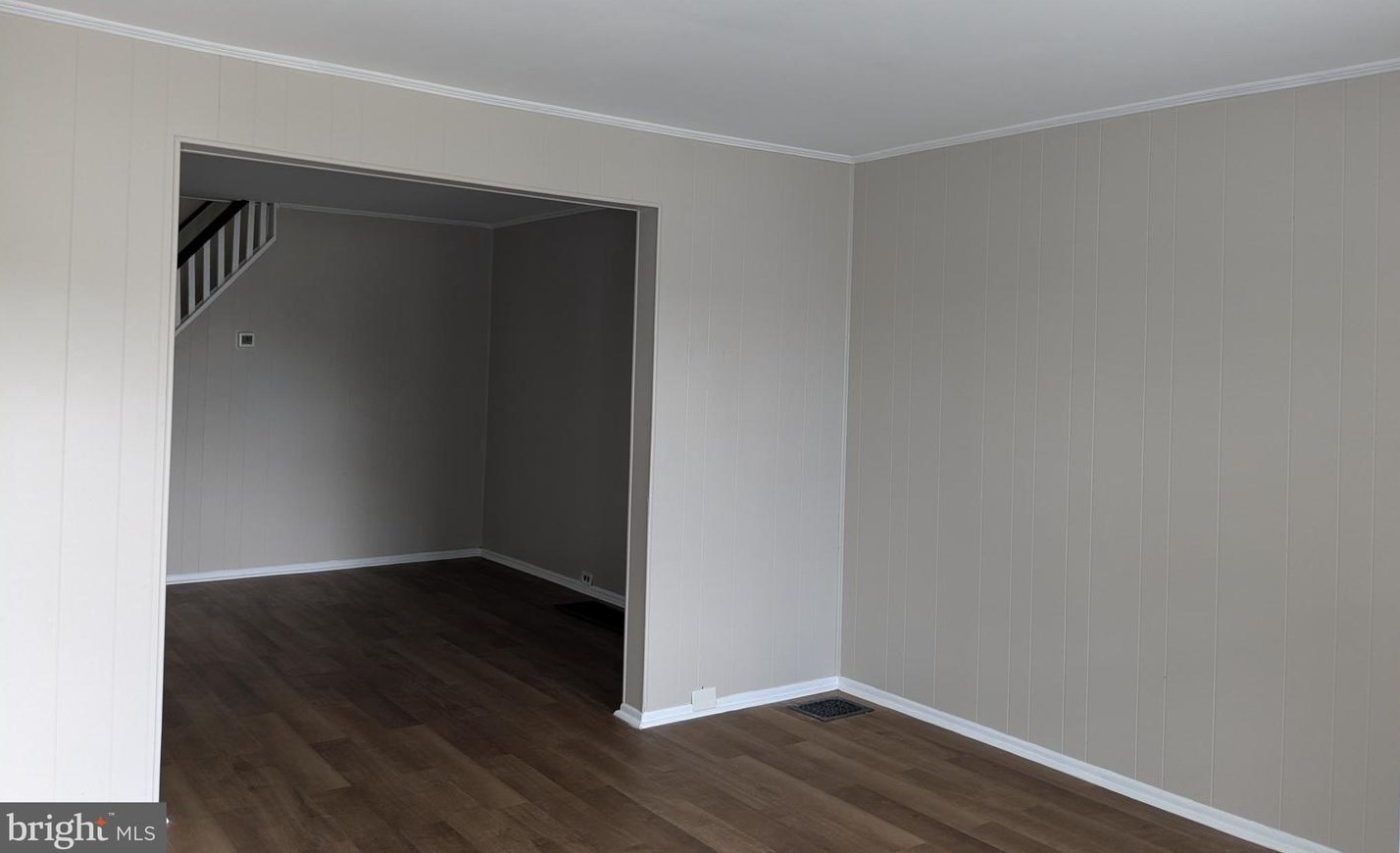 619 W 3rd St, Florence, NJ 08518