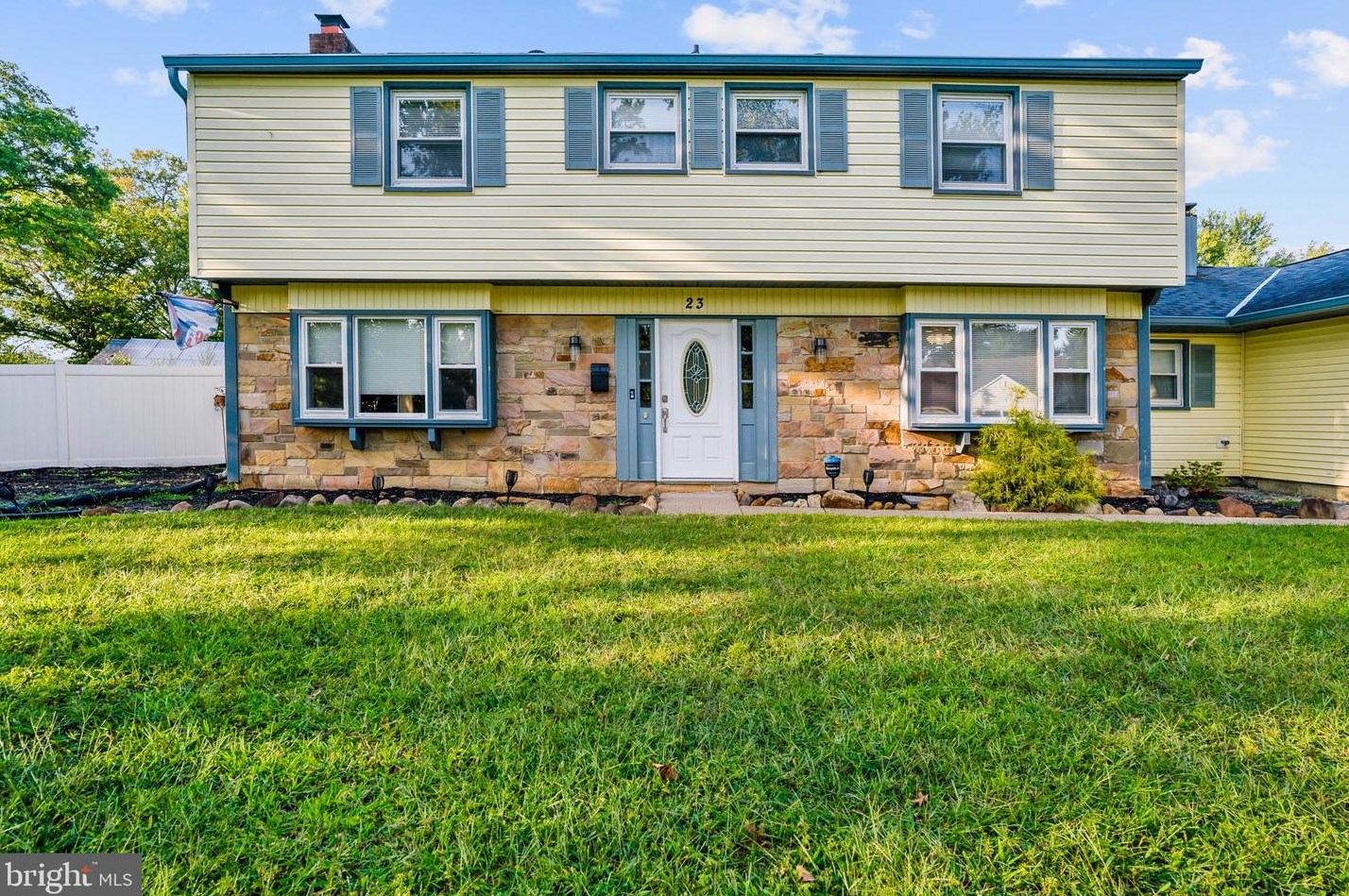 23 Courtland Ln, Willingboro, NJ 08046
