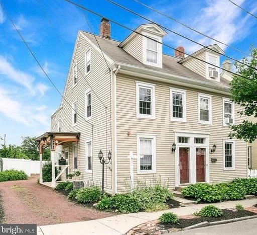 114 Mill St, Moorestown, NJ 08057