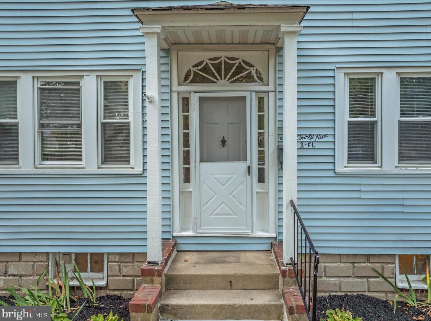 739 Cinnaminson Ave, Palmyra NJ 08065-1820 exterior