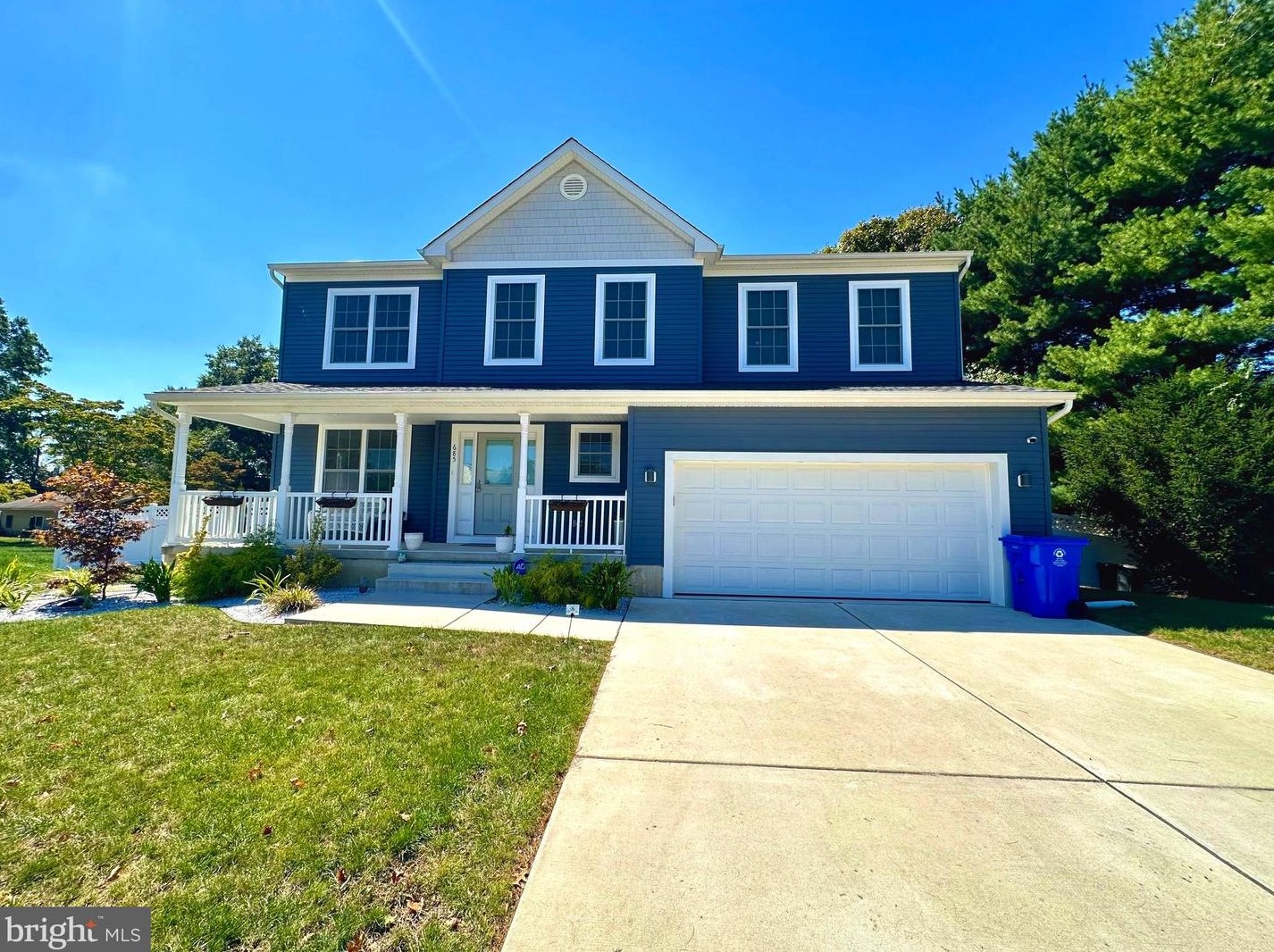 685 Oak St, Florence, NJ 08518