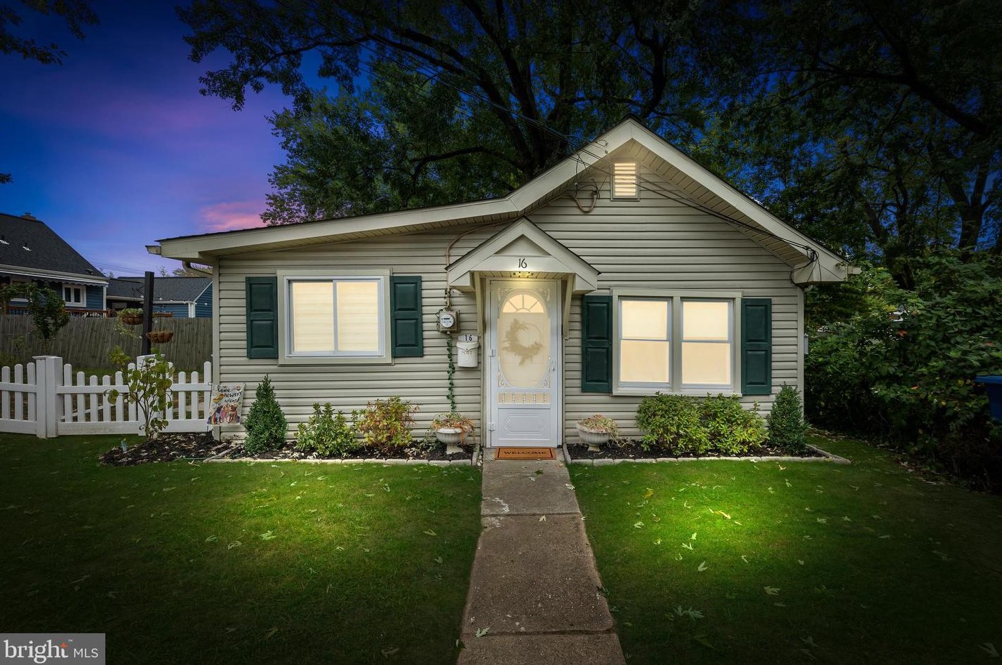 16 Emerson Ave, Moorestown, NJ 08057