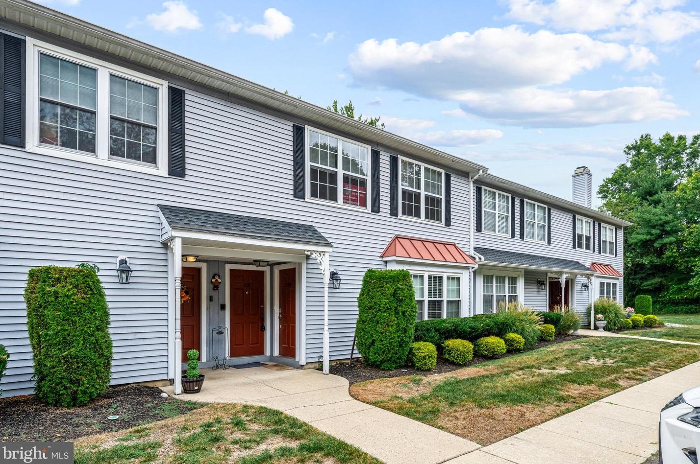 315 Andrews Ln, Moorestown, NJ 08057
