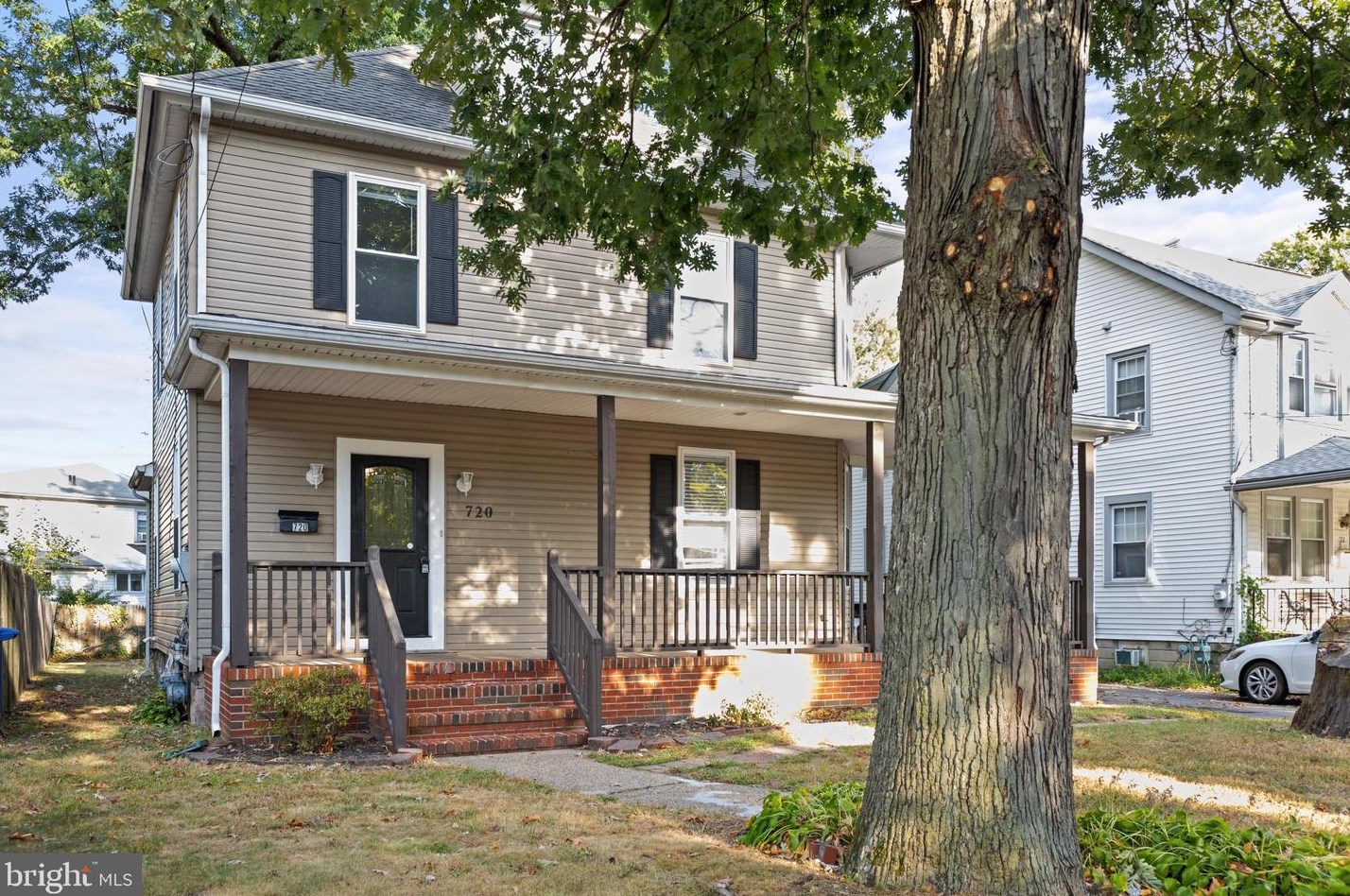 720 Cinnaminson Ave, Palmyra NJ  08065-2514 exterior
