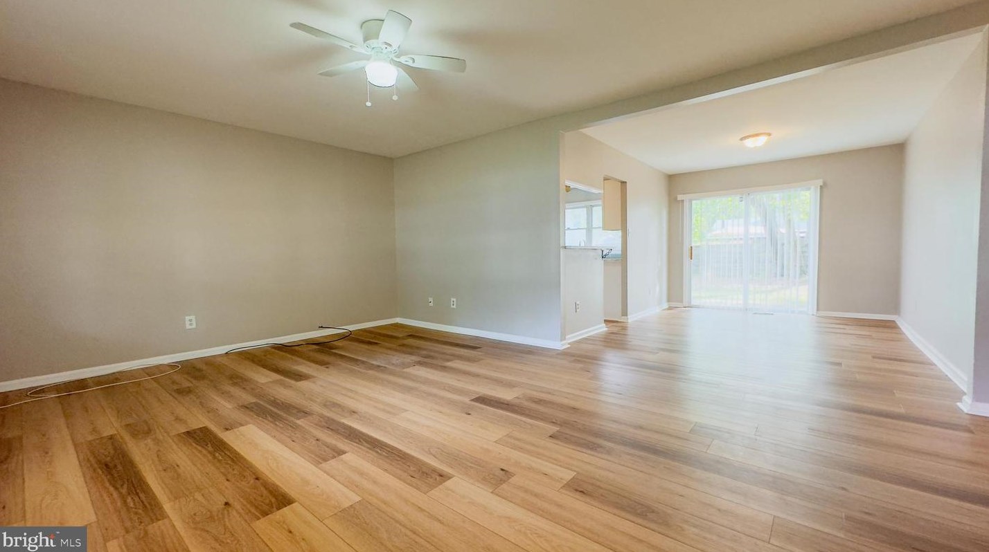 60 Enfield Ln, Willingboro, NJ 08046