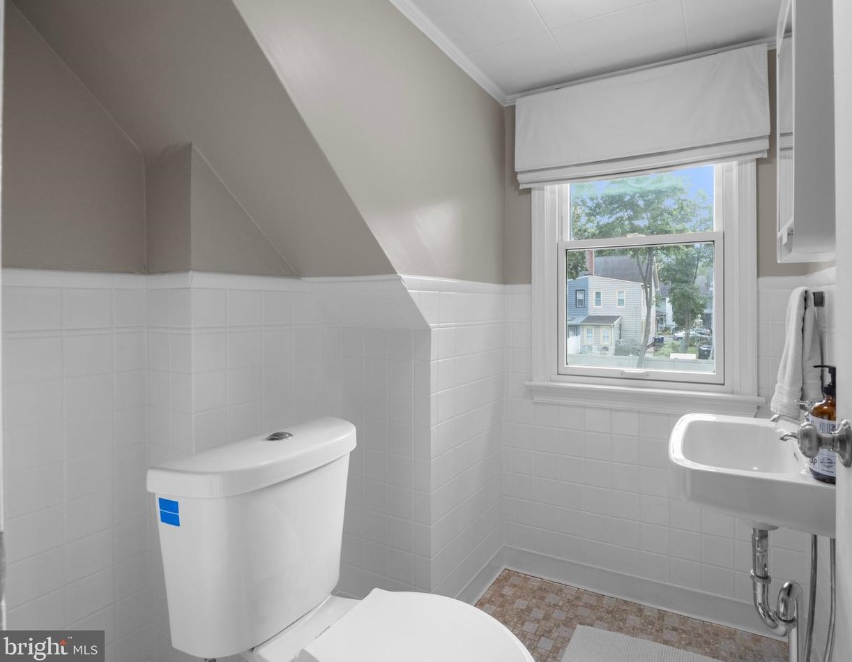 500 Fulton St, Riverton NJ 08077-1151 exterior