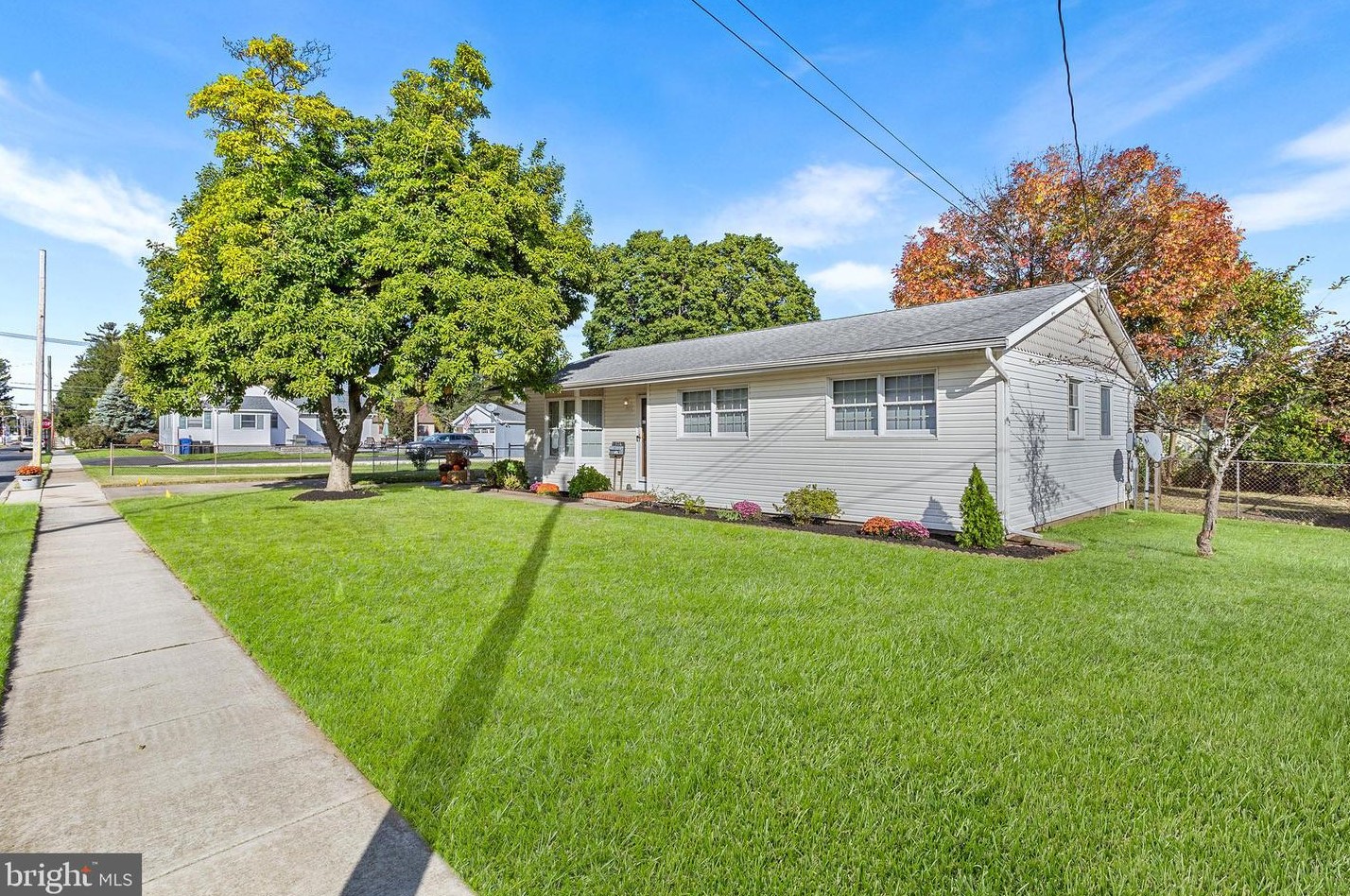726 Walnut St, Florence, NJ 08518