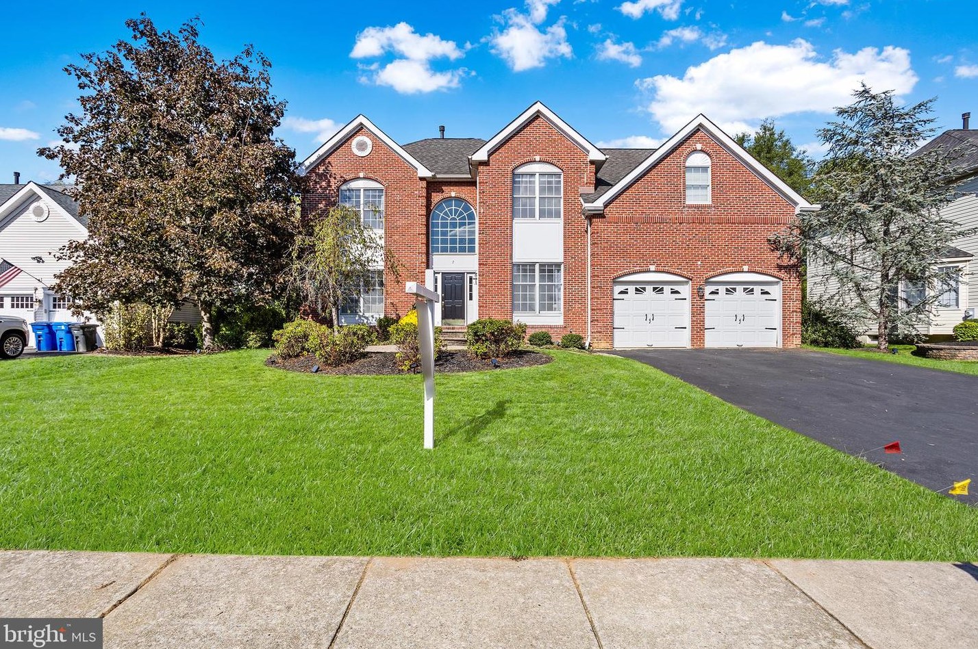 7 Sycamore Ln, Moorestown, NJ 08057