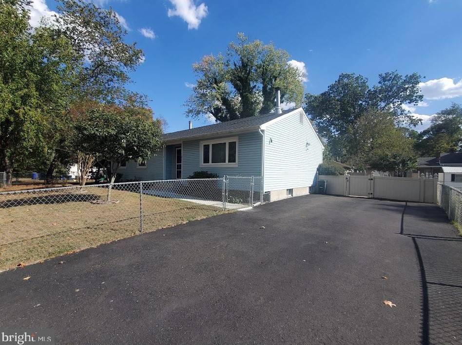 15 Almond Ave, Browns Mills, NJ 08015-2137