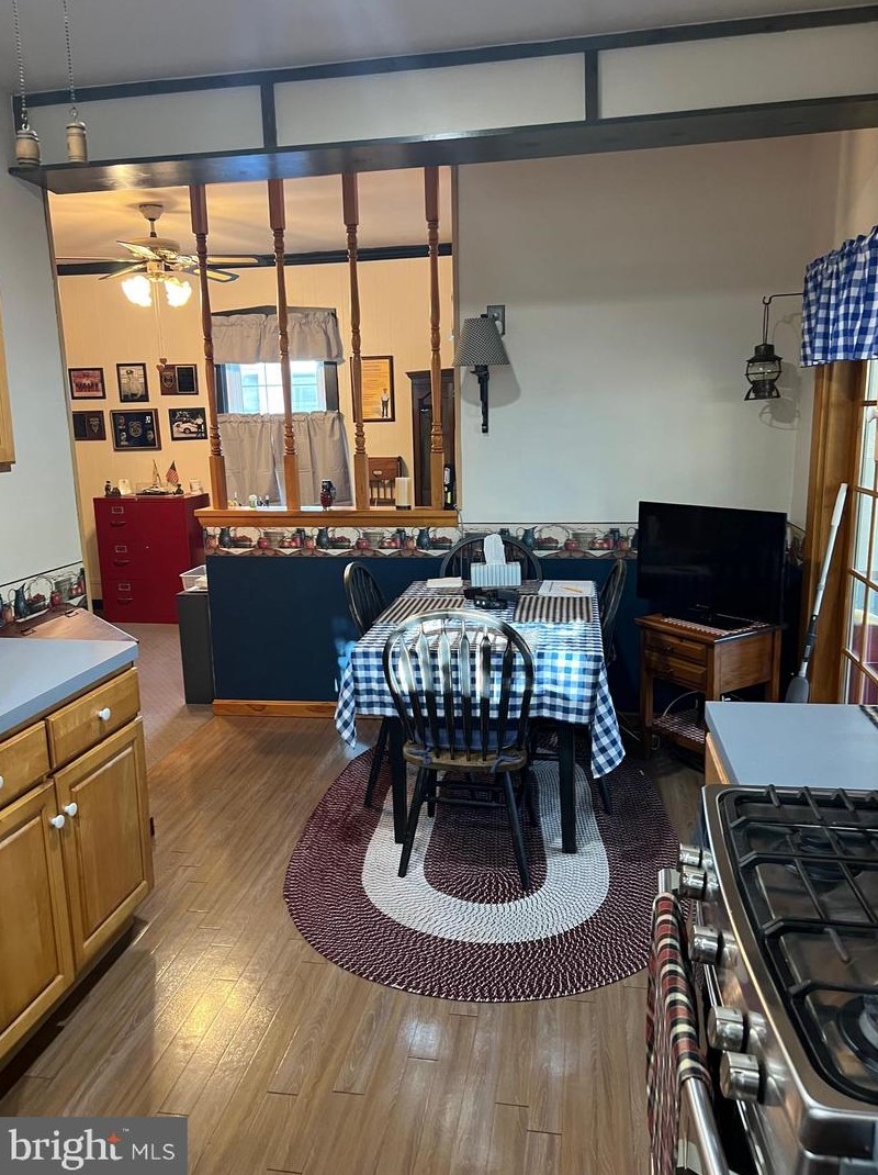 608 Lincoln Ave, Palmyra NJ 08065-2007 exterior