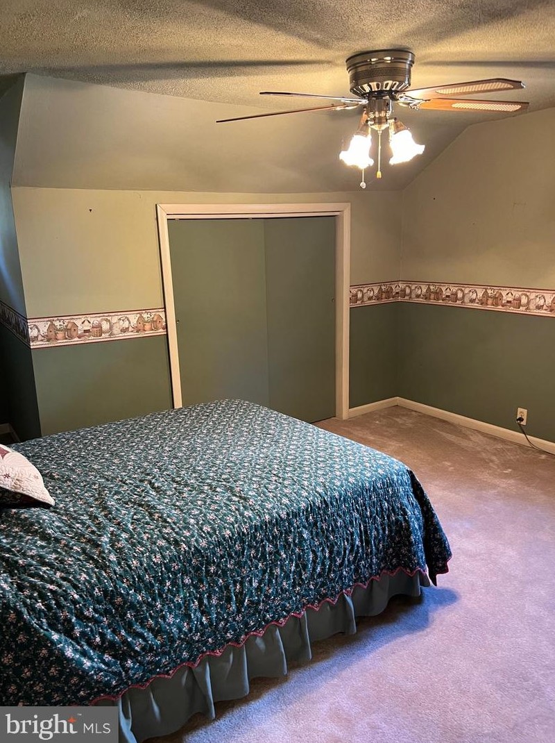 608 Lincoln Ave, Palmyra NJ 08065-2007 exterior