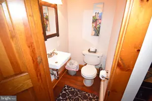 56 W Pearl St, Burlington, NJ 08016 - Photo 14