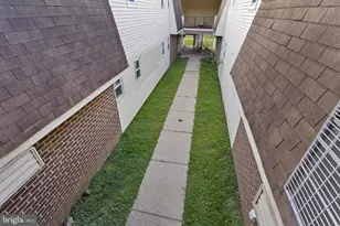 33 Florence Tollgate Pl, Burlington, NJ 08016 - Photo 4