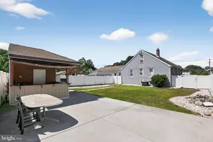 404 Greenwood Ave, Riverside, NJ 08075 - Photo 8