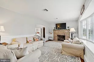 520 Rutgers Ave, Burlington, NJ 08016 - Photo 4