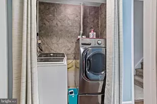 65 Pine St, Mount Holly, NJ 08060 - Photo 18