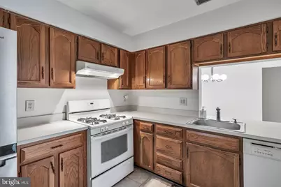 4303 Tarnbrook Drive, Mount Laurel, NJ 08054 - Photo 10