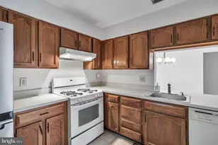 4303 Tarnbrook Dr, Mount Laurel, NJ 08054 - Photo 10