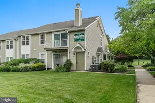 330 Delancey Pl, Mount Laurel, NJ 08054 - Photo 2