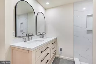 206 Club House Dr, Willingboro, NJ 08046 - Photo 30