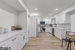 206 Club House Dr, Willingboro, NJ 08046 - Photo 12