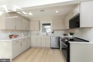 8 Ballad Ln, Willingboro, NJ 08046 - Photo 14