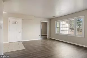 27 Marshal Ln, Willingboro, NJ 08046 - Photo 6