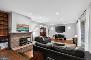 15 Circle Dr, Moorestown, NJ 08057 - Photo 4