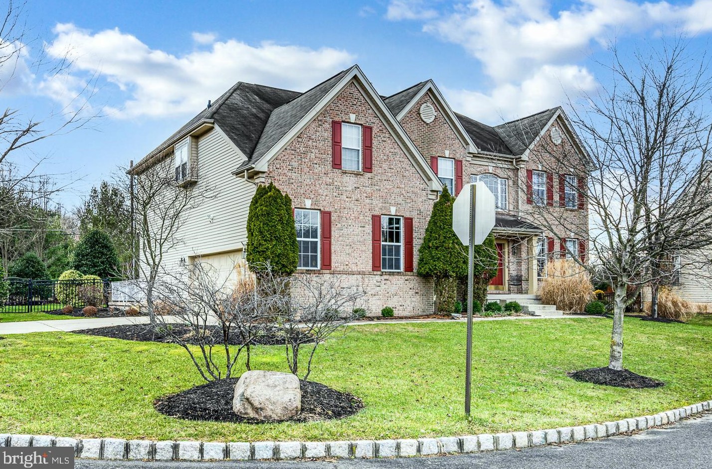 38 Kyle Ct, Mount Laurel, NJ 08054-4520