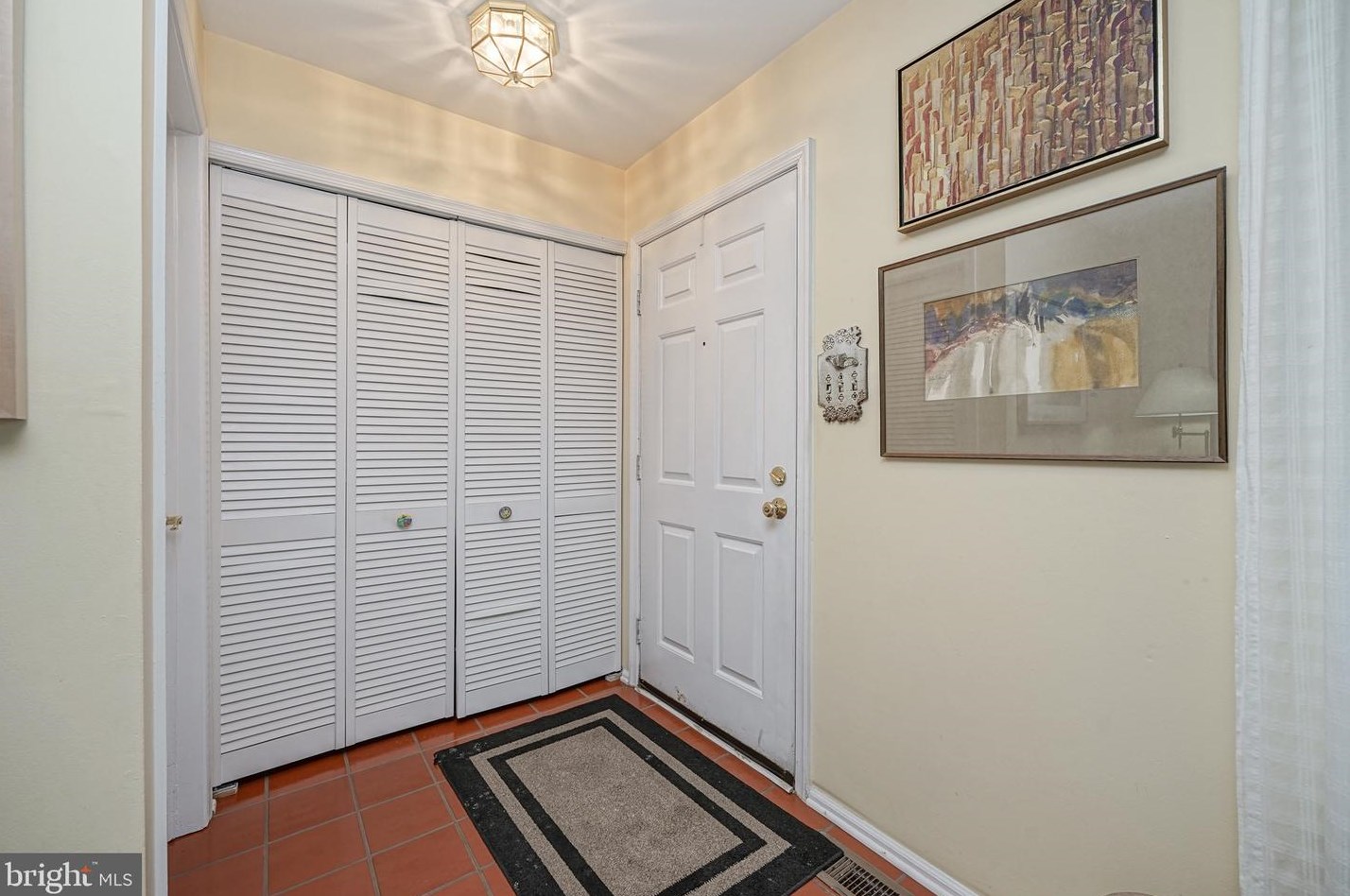 186 Camber Ln, Mount Laurel, NJ 08054-0033