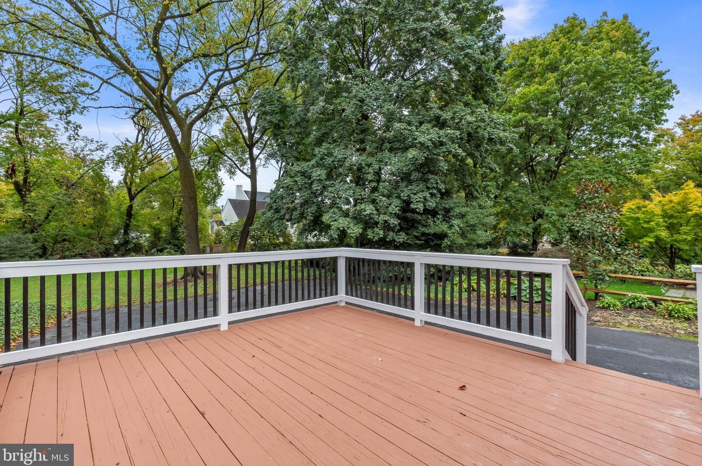 10 Central Ave, Moorestown NJ 08057-3639 exterior