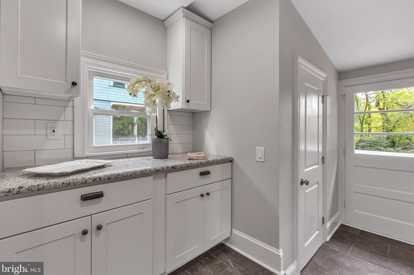 10 Central Ave, Moorestown NJ 08057-3639 exterior