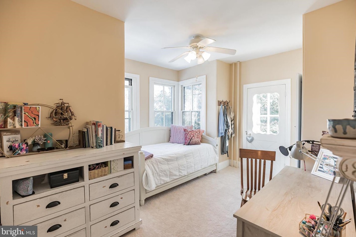 31 Un St, Burlington NJ 08016-1508 exterior