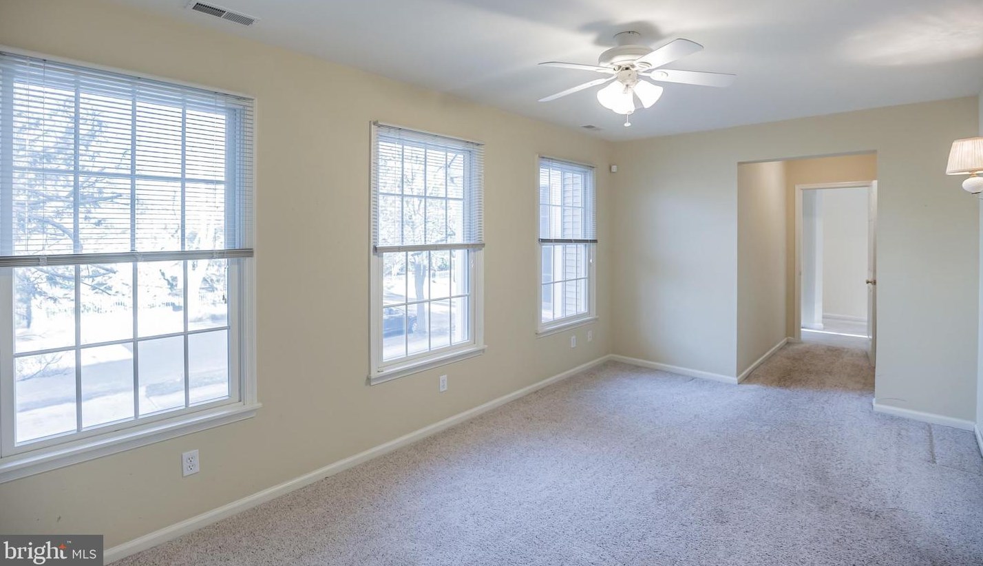 204 Chestnut St, Moorestown NJ 08057-3601 exterior