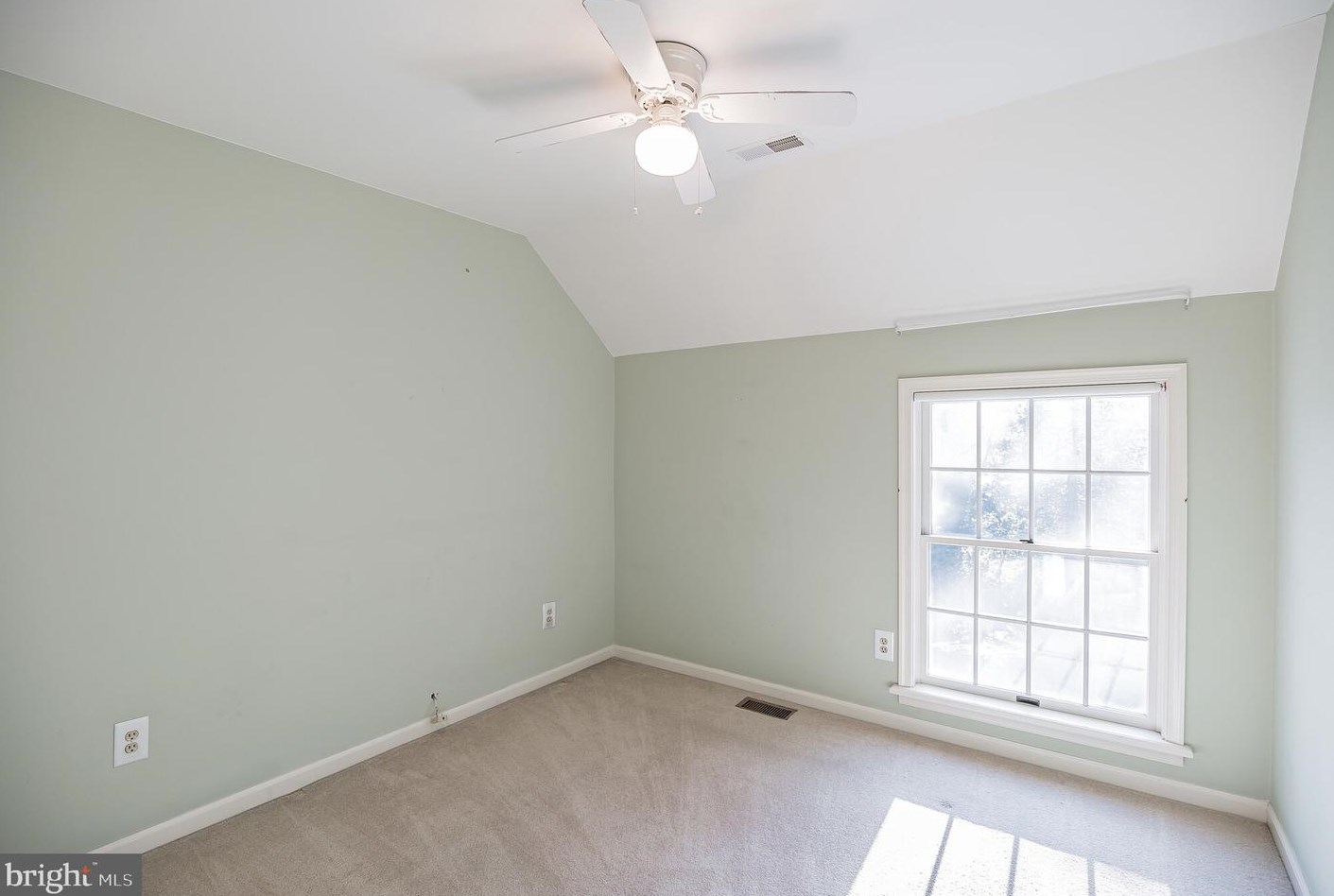 204 Chestnut St, Moorestown NJ 08057-3601 exterior