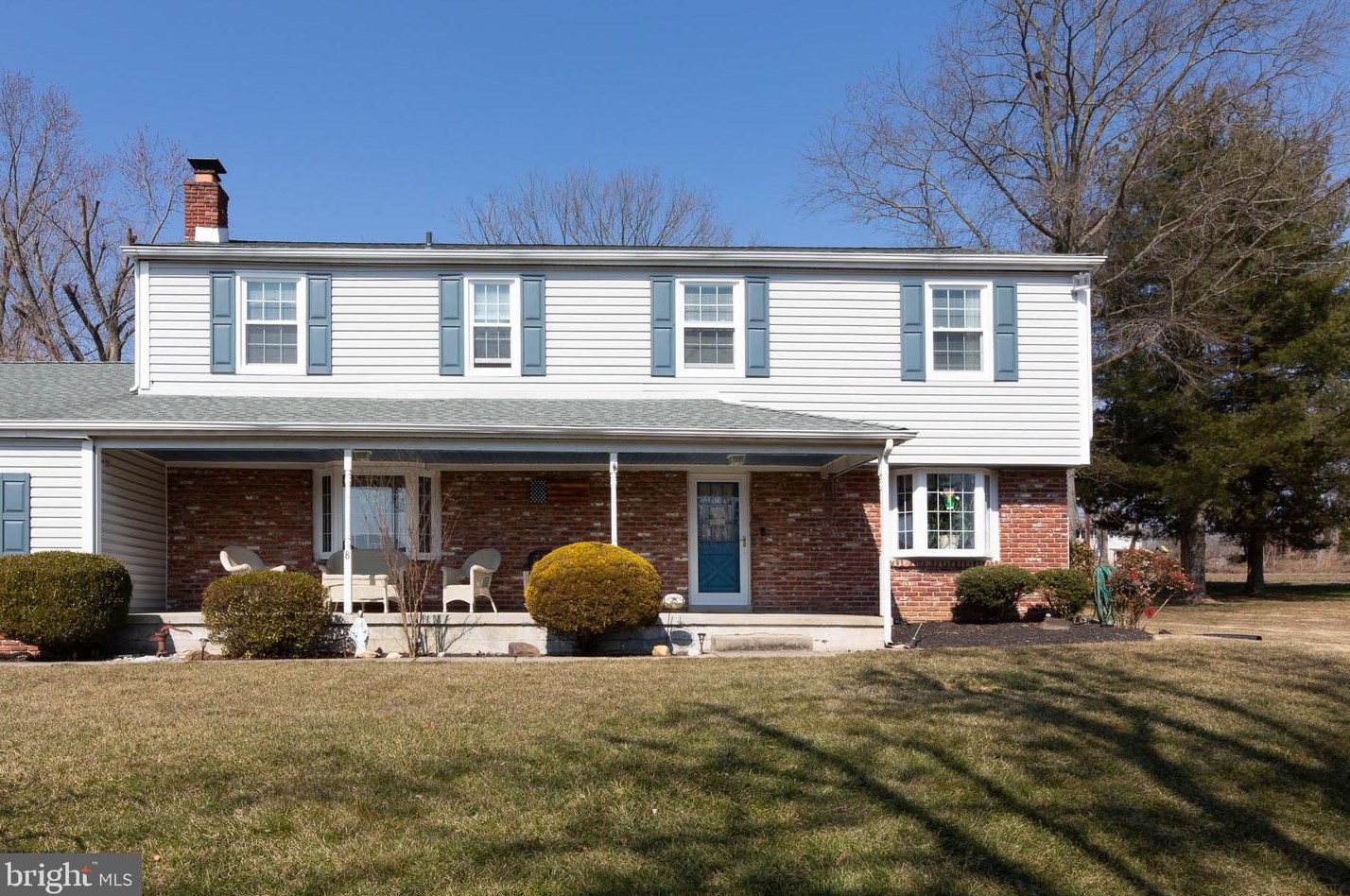 8 Kings Ct, Chesterfield, NJ 08505-3011