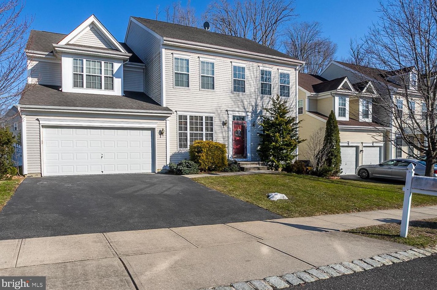 43 Sagamore Ln, Chesterfield, NJ 08505-4458