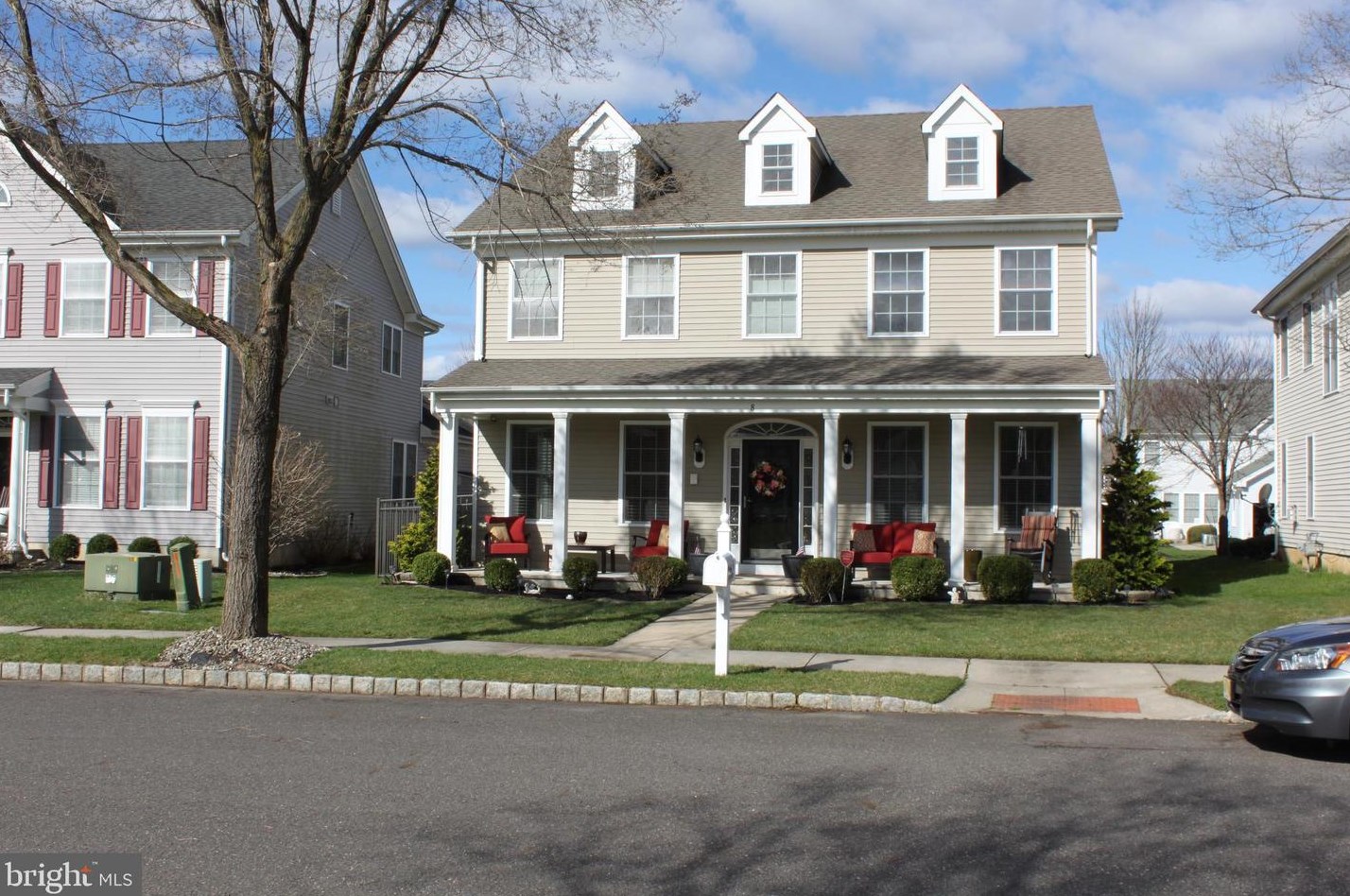 8 Trotter Way, Chesterfield, NJ 08515-4401
