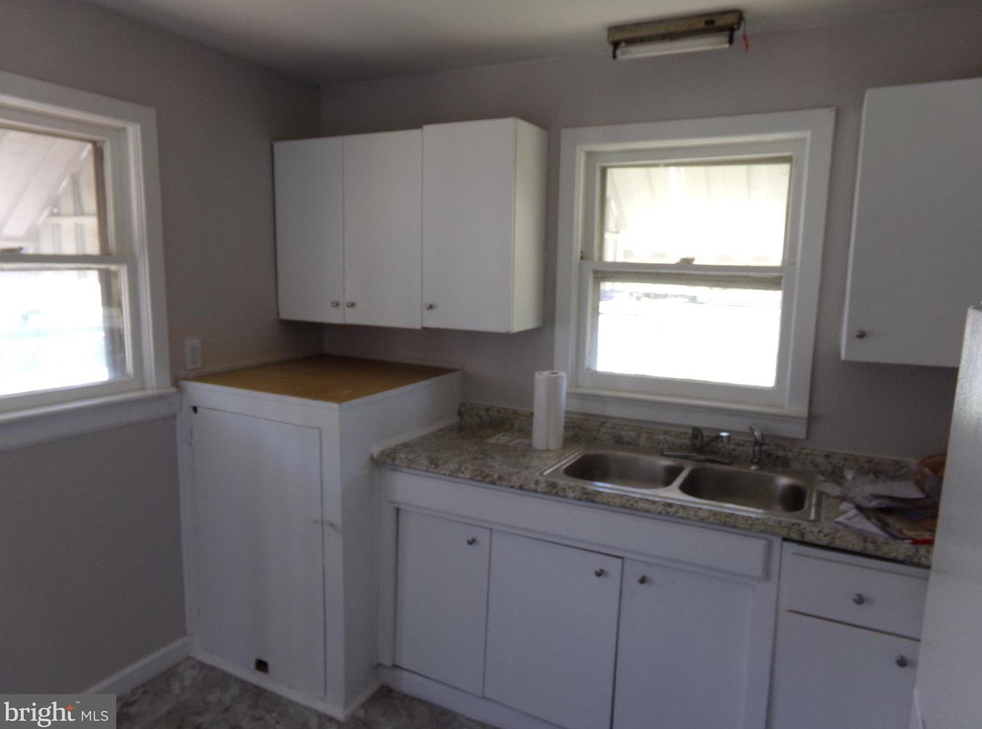 3 1st Ave, Pemberton, NJ 08068-1914