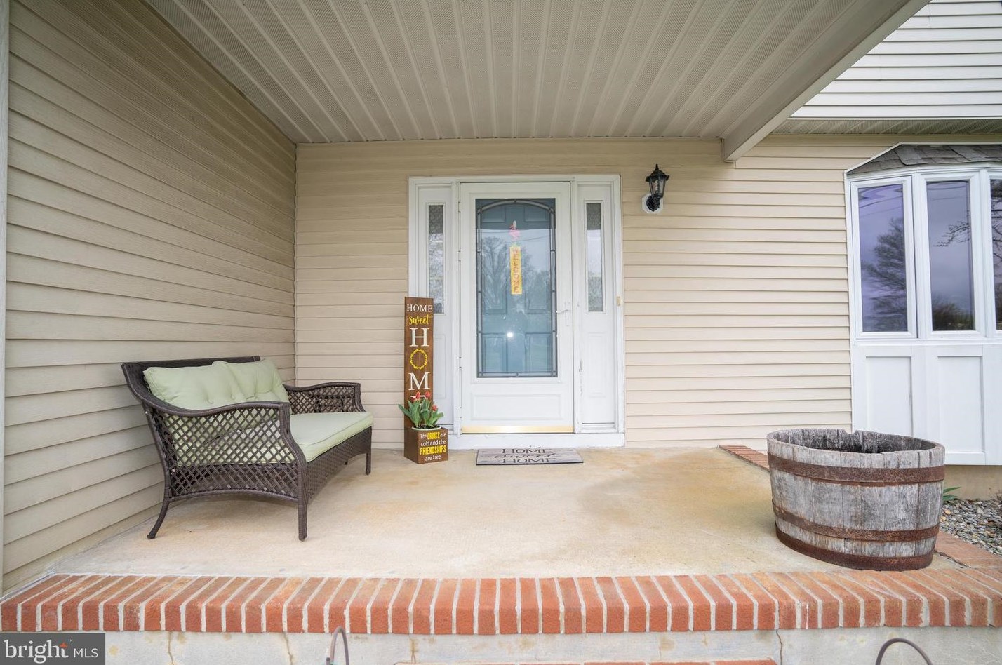 14 Cemetery Ln, Chesterfield, NJ 08505-2245