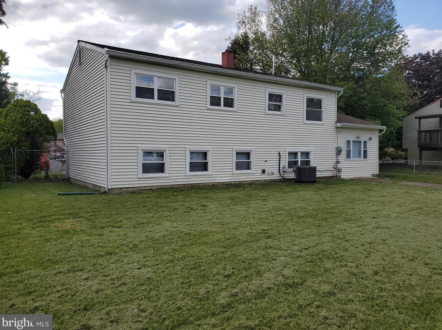 214 College Dr, Pemberton, NJ 08068-1710