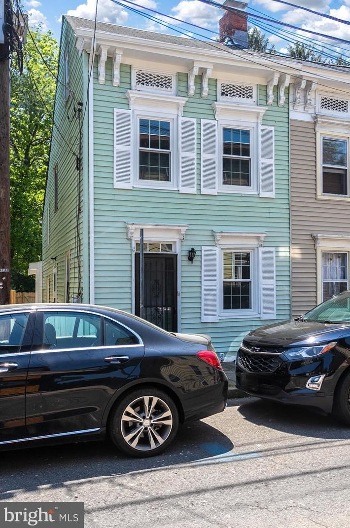 20 Thompson St, Chesterfield, NJ 08505-1324