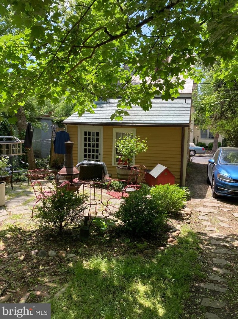 315 Willow St, Chesterfield, NJ 08505