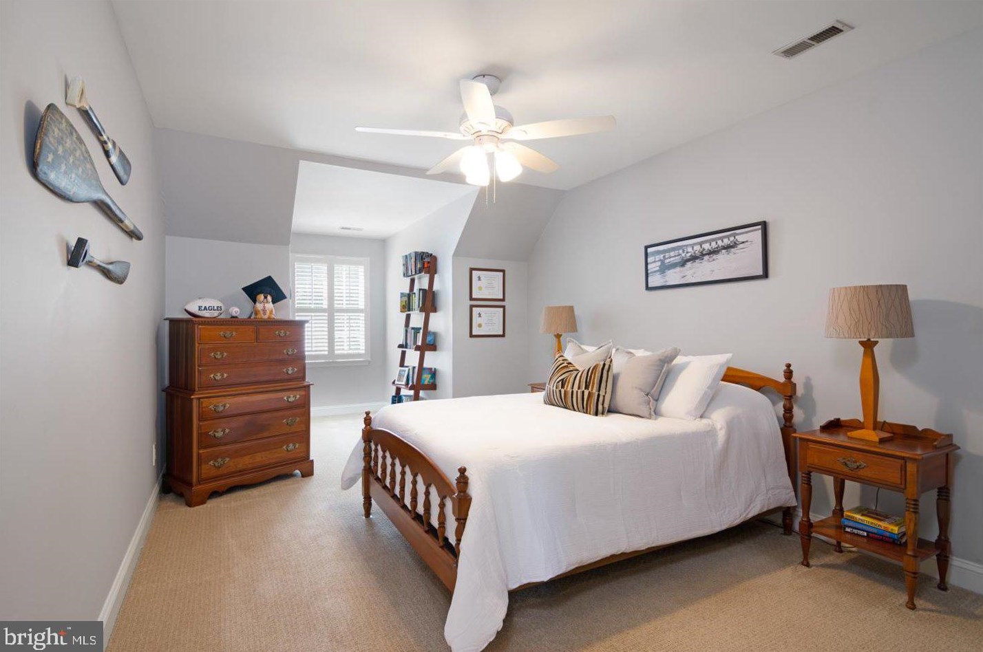 22 Magnolia Ct, Medford NJ  08055-8181 exterior