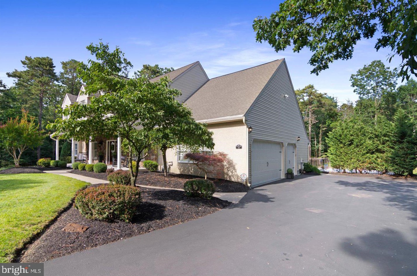 22 Magnolia Ct, Medford NJ  08055-8181 exterior