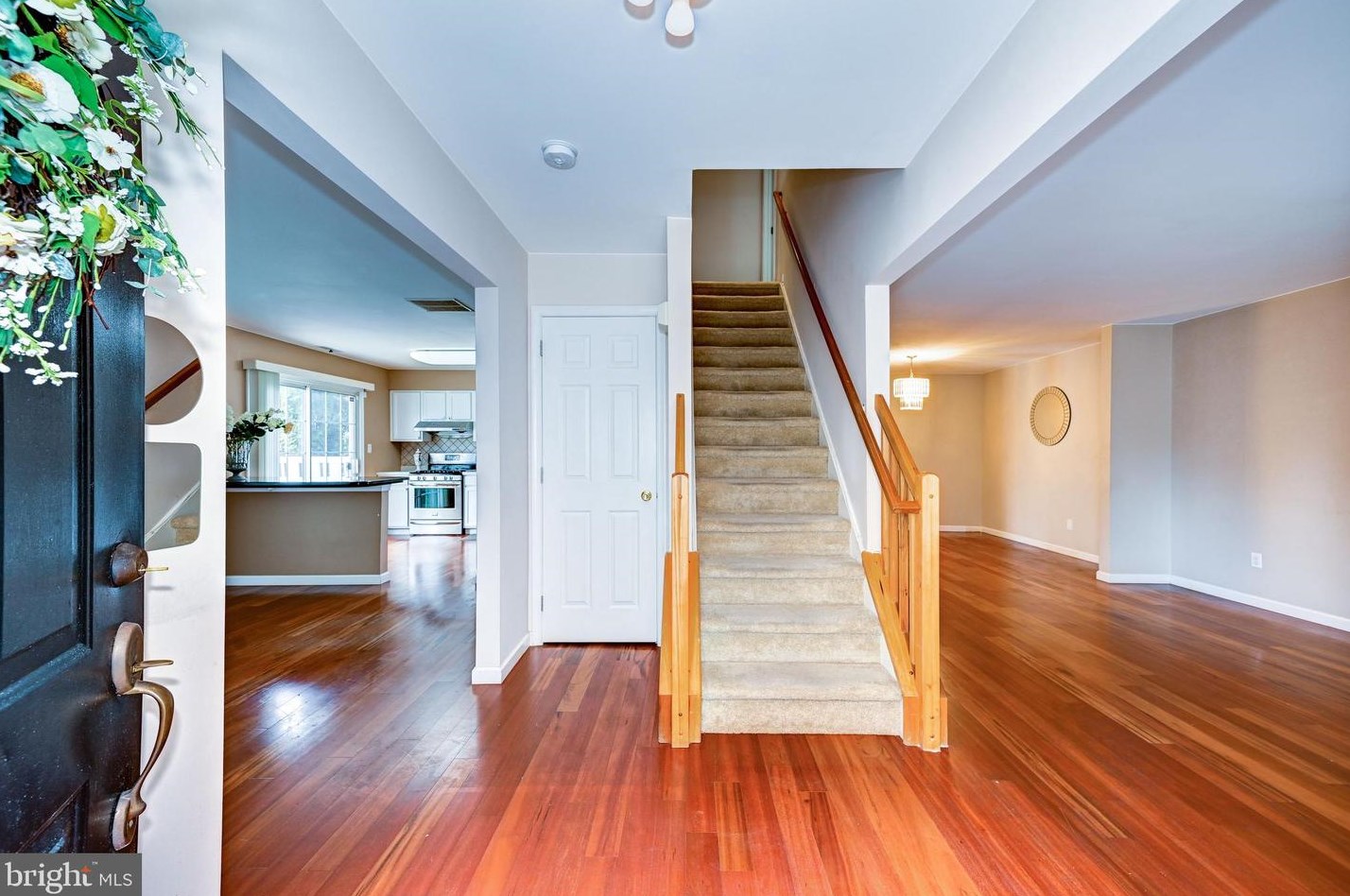 2404 Saxony Dr, Mount Laurel NJ  08054-6807 exterior