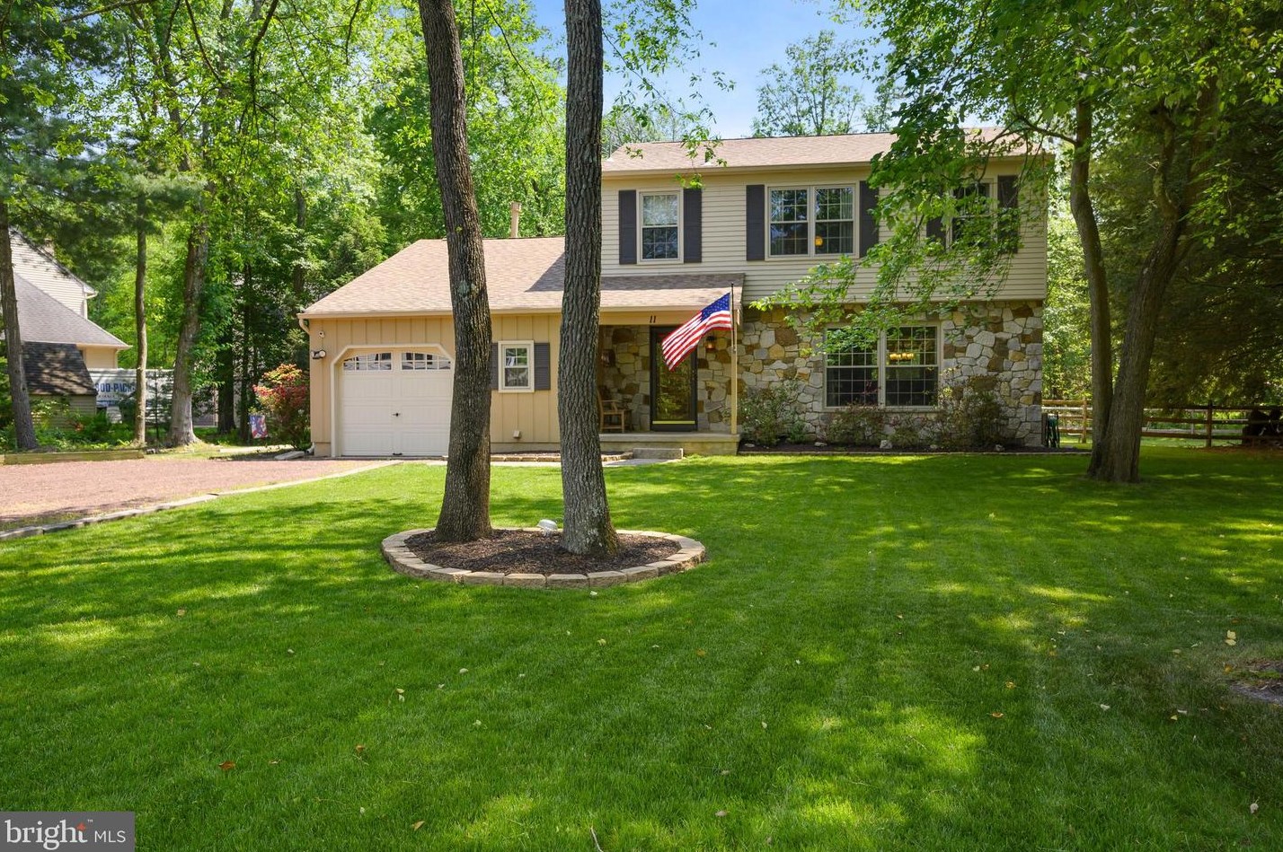 11 Everett Dr, Medford, NJ 08055-9120