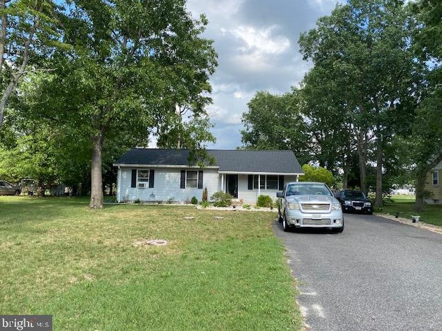 873 Charles St, Vineland, NJ 08360-2622