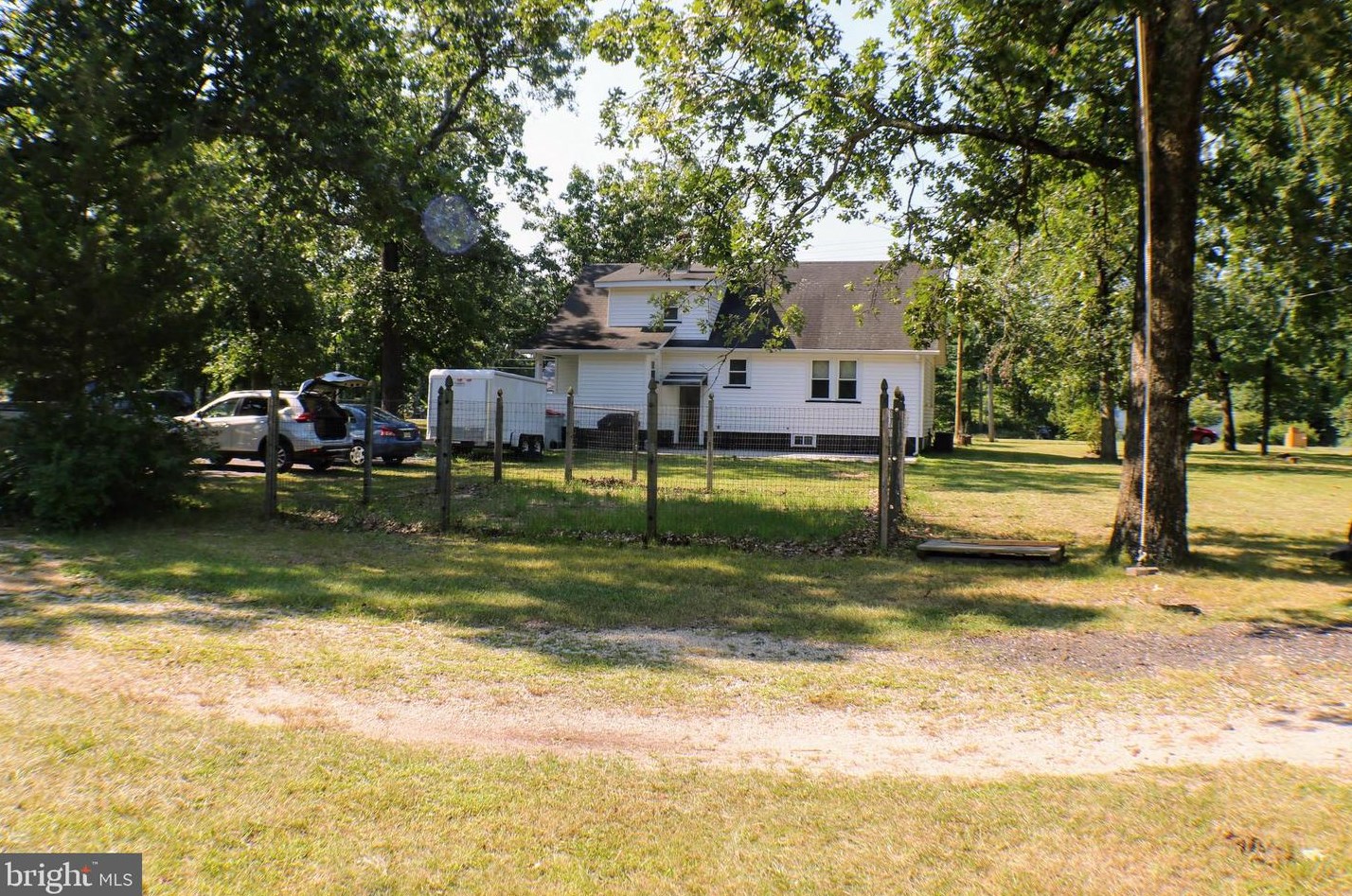2232 W Garden Rd, Vineland, NJ 08360